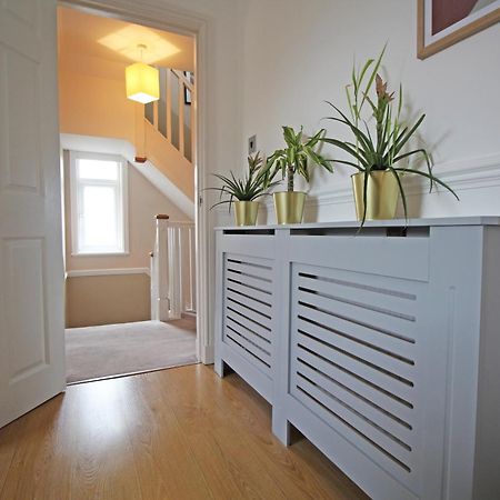 Queens Road - Luxury Spacious Home In Chester Christleton Εξωτερικό φωτογραφία